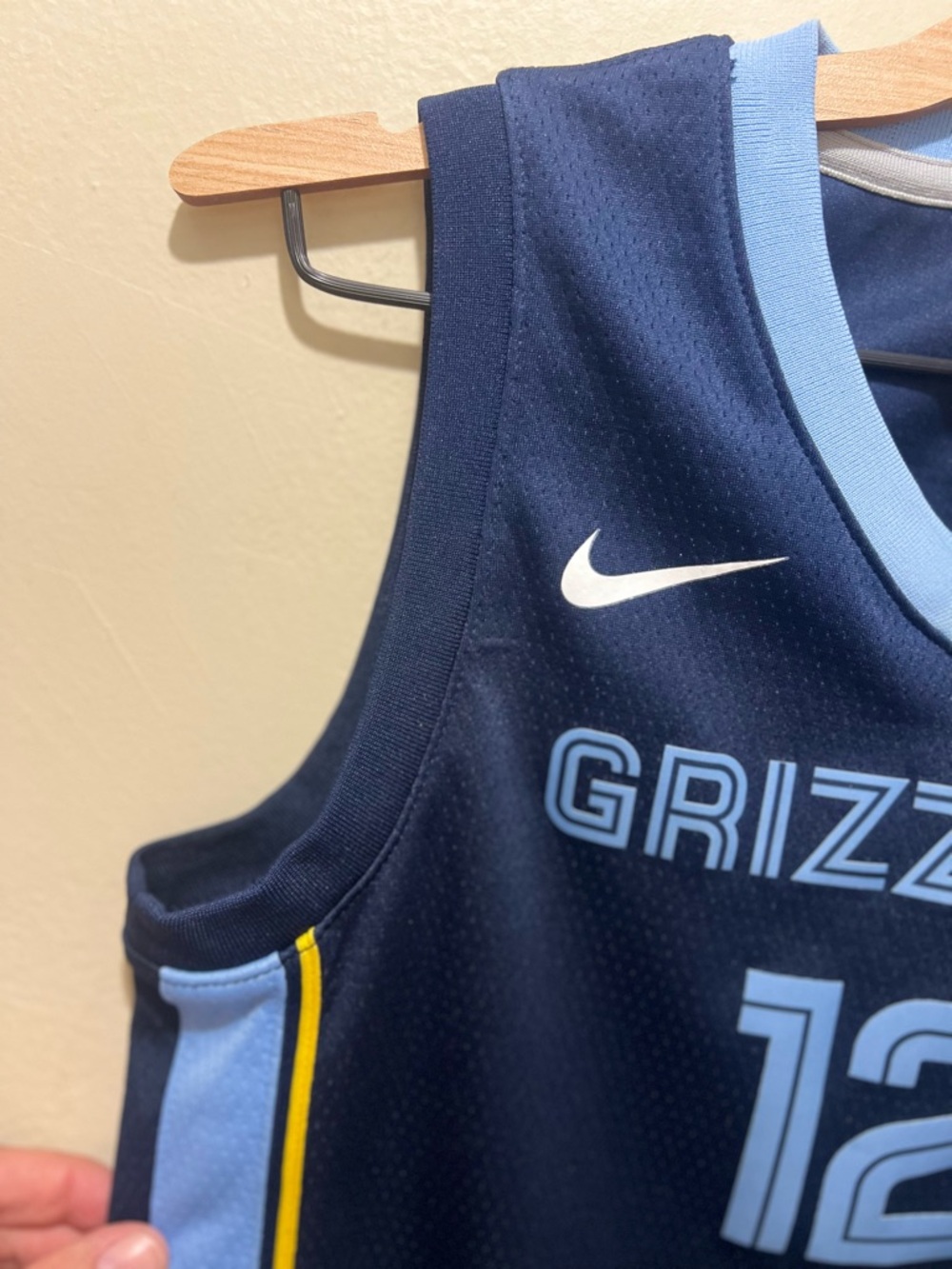 Ja Morant Grizzlies Jersey 🔥 - Picture 4 of 5
